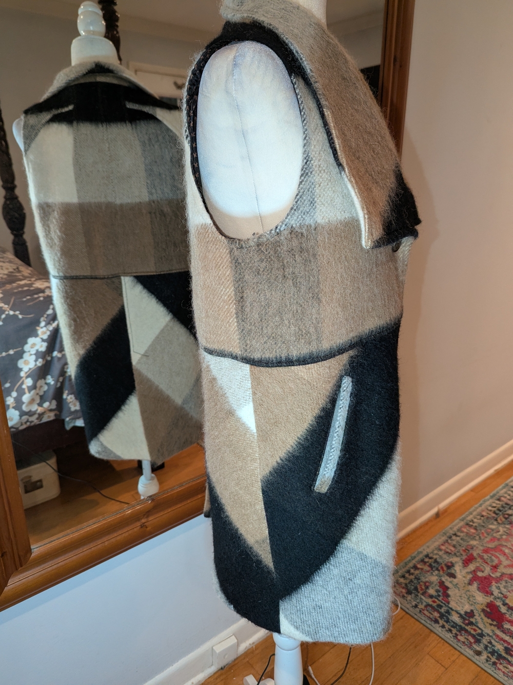Elevenses by Anthropologie Womens Black & Tan Colorblock Wool-Blend Coat Vest - Picture 6 of 12